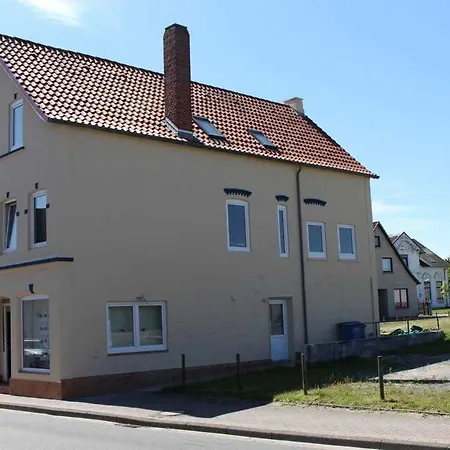 Vakantiehuis Gaestehaus 04 *